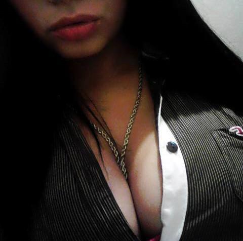 Me encanta el sexo, q m hablen rico q m calienten..