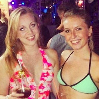 EleanorGarret18's profile picture. 