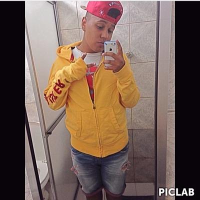 insta: biel11_
facebook: gabriel andrade