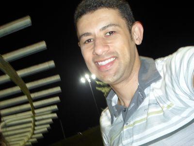 romariomelo201's profile picture. 