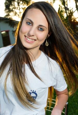 ''Que o sorriso, a paz e o amor te acompanhem
onde quer que você esteja.''