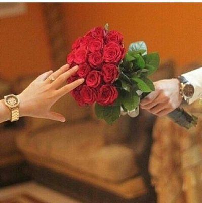عندَمآ تهدِيك الحَيآة شَخصا يجعَلكَ سعيداً وَ يَكرهُ آن يَرآكَ حَزينا ؛ عَليكَ آن تَكونَ شَآكرا لأنهُ فِي هَذآ الزّمن قَليل مَن يُرِيد آن يَرآك آسّعد منه ..♡