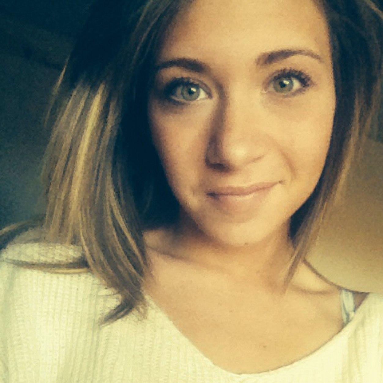 KS_Terman's profile picture. #Stylist
Wild hearts run free*