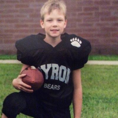 GrantmaliaMalia's profile picture. i like sports . And video game I like rap And rock i wear hats