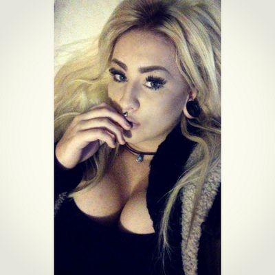 george westaway  17 
singer / guitarist / instagram - sophieoliver476
/ snapchat - sophie_oliver1 /