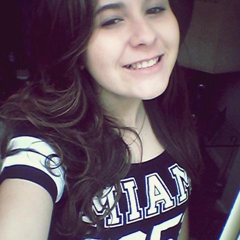 Sou como você me vê. Posso ser leve como uma brisa ou forte como uma ventania, Depende de quando e como você me vê passar