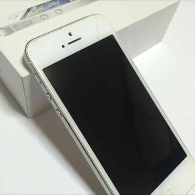 jw34597365jx's profile picture. 不要になったiPhoneをリサイクルするプログラムに参加しております。4s,5,5s,6の使わなくなったiPhoneをリサイクルするボランティアへ参加していただける方がいたらDMをください。P.S.12/23木屋町のBARで大学生によるクリスマス前夜祭パーティーを開催from京都