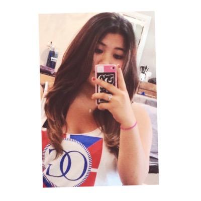 I am Tova Esperanza. True Cali Girl Living In Dirty Jerz. 17 yrs young, Senior Class of 2015. Committed to my man. & always fly af.