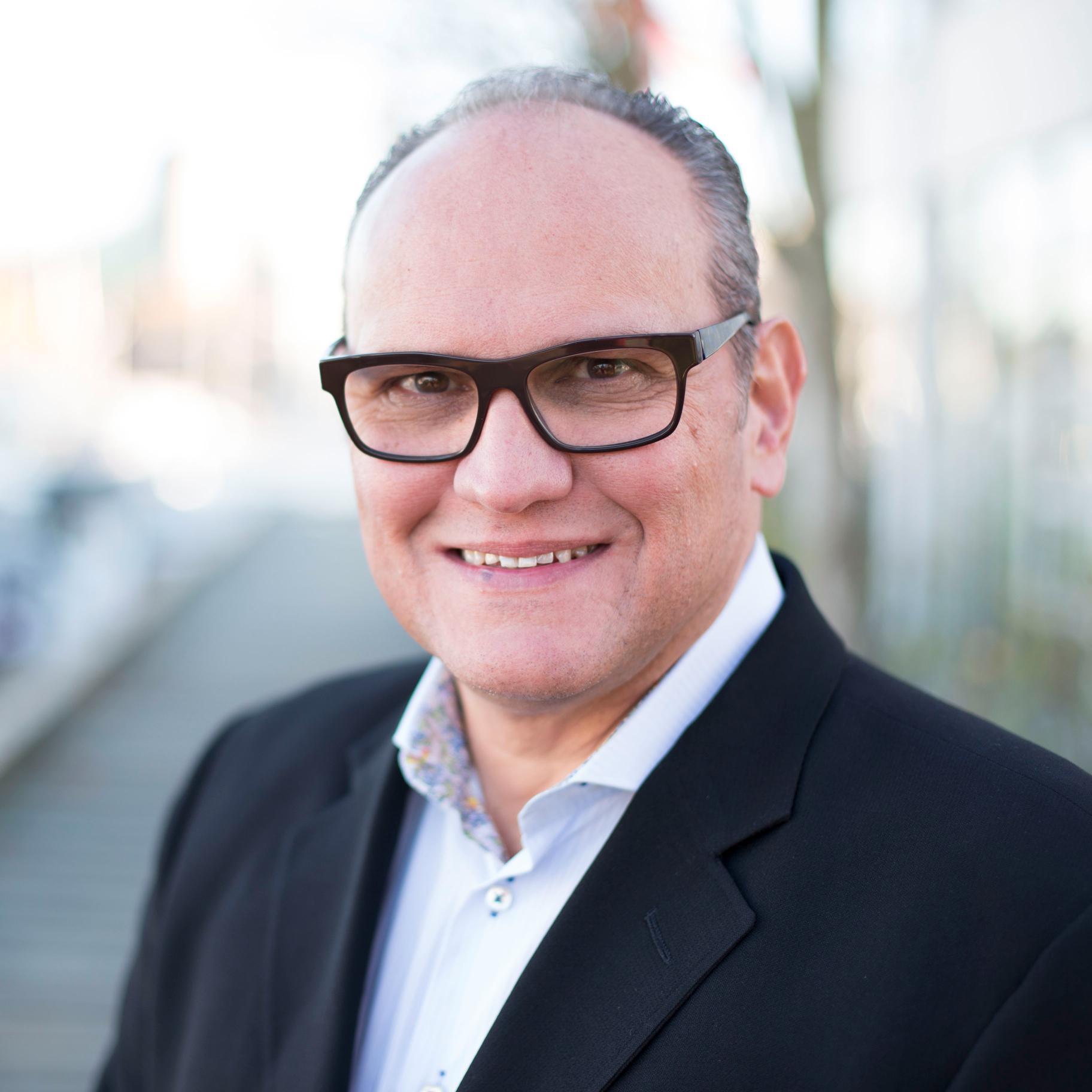 Sr. Tech executive, co-founder of Boeing Vancouver, https://t.co/rqQVdBuUJl, https://t.co/147QvPQXFu, Start-IDP, Acecla Technology, etc. Advisor & Teacher of Innovation & Ideation.
