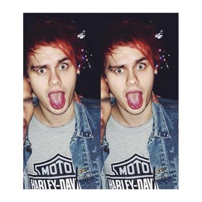 this is a free follow so you should go follow @styIesmgc