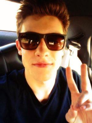 tmillsalways's profile picture. josh boyfriend ♥