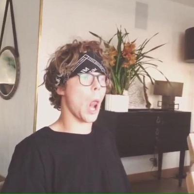 FREE FOLLOW FROM @beachtxmmo go follow me x