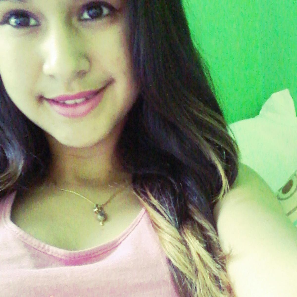 Feelicidade eh vendaaval, um dia vai eo outro veem (8