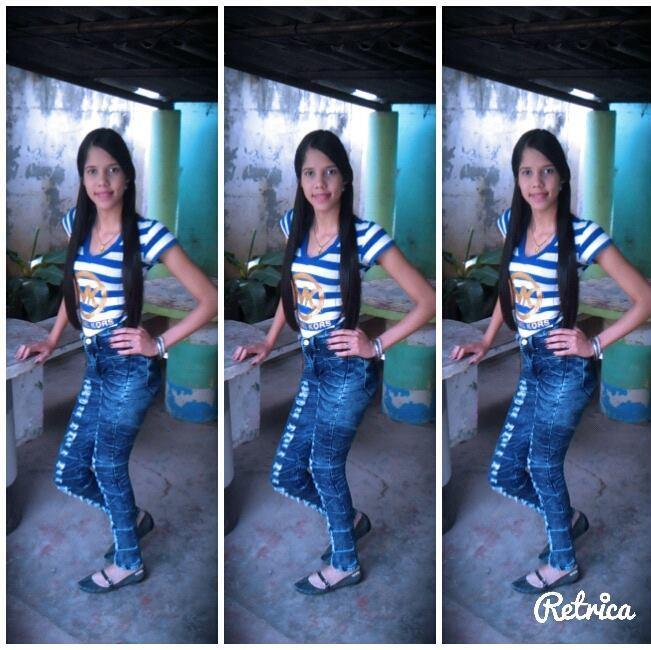 ♥ Diios ♥
 Soltera De Oro :3  
Fiiel Por Sentimiento No Por Obliqacion ♥ 
-- Futura Doctora Pediiatra ^_^ ♥ 
* Dime Te Espero O te Olvido? :)
~ FB-- R