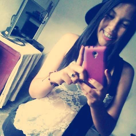 ღ•Mi drogα tus besos,Mi obsesión tus cαriciαs,Y Mi objetivo es tu αmor•ღ
