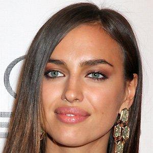 Irina Shayk, de son vrai nom Irina Shaykhlislamova, née le 6 janvier 1986 à Iemanjelinsk, en Russie est un mannequin, styliste et actrice russe.