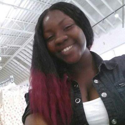 {pisces} {5'5} {haitian} {layd bck nd chilled}{blowinq ohn daht qud shyt} {follow 4 a follow}