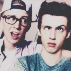 i just gave you a free follow bae♡ can you pls follow my main @partylikesivan i promise to follow you back♡