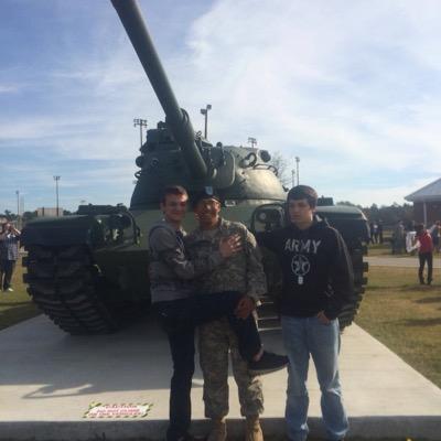 HunterGadd14's profile picture. BCHS
Rosa's my bae 2/8/15