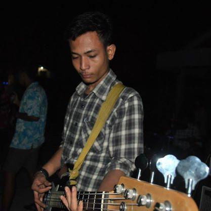 21Januari1994 |akun dari @joearie4 | bassis of @Blockage_HC |