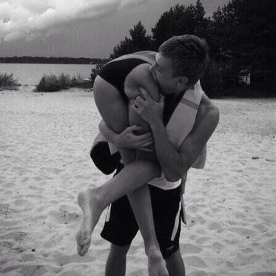 relationshipsig's profile picture. those relationships that you want to make your goals bc theyre perfect tbh