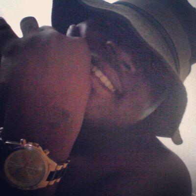 OhNi_Longway 
I just be dabbn on dese li bitty bitches 
free da jungle