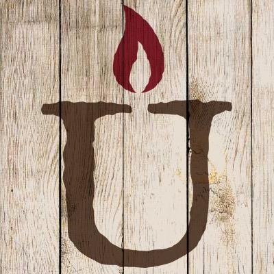 Reused wine bottles, all-natural soy wax, relaxing scents. The perfect candle. https://t.co/y6bs7D9o6v