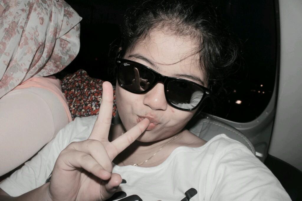 Dhemma29's profile picture. @sonyapandr @HarukaN_JKT48 Never give up ! Thanks for papa's my hero and Mama's the best patner ❤️