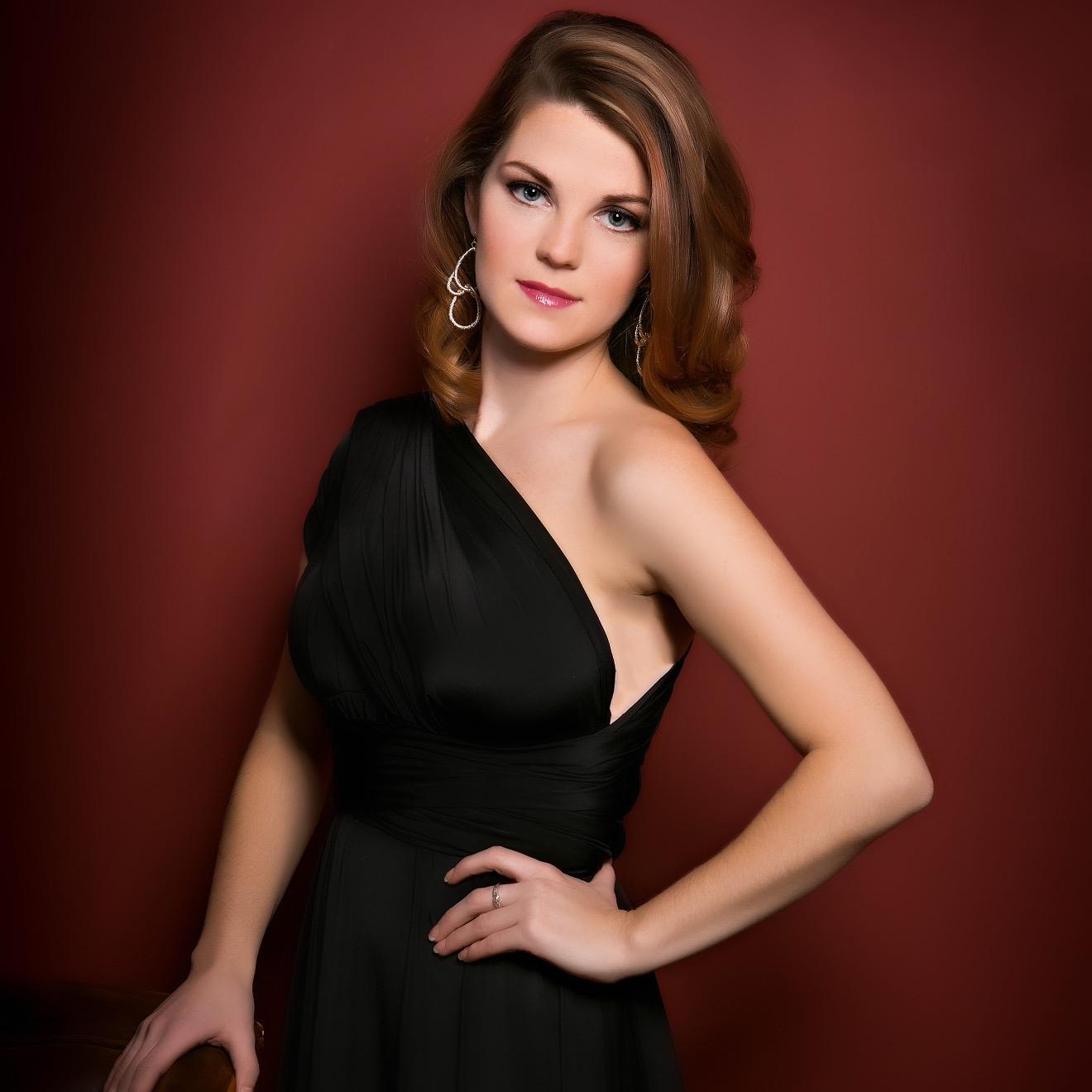 ΑΞΔ Miss South Dakota International 2014