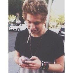 i like hot boys in bands that are out of my limit