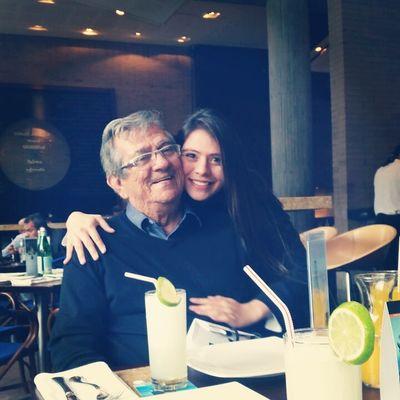 AndreaDueas19's profile picture. 