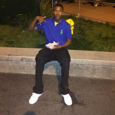 _Exxclusive__'s profile picture. 6'4 hooper