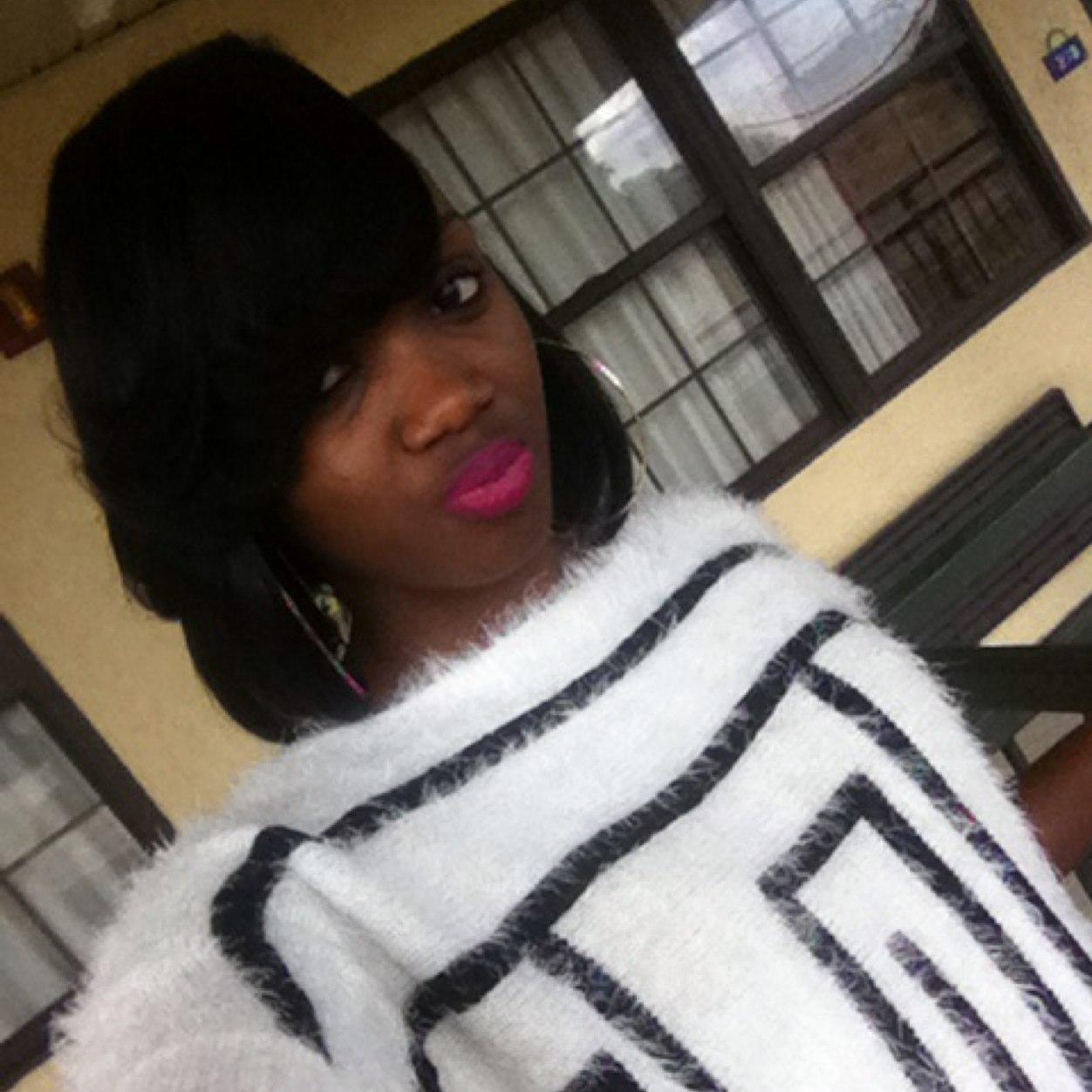 lilskinnysome Profile Picture