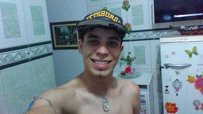Vamos viver nossos sonhos,Temos tão pouco tempo.   Foco,Forča E Fé. \m/  -8