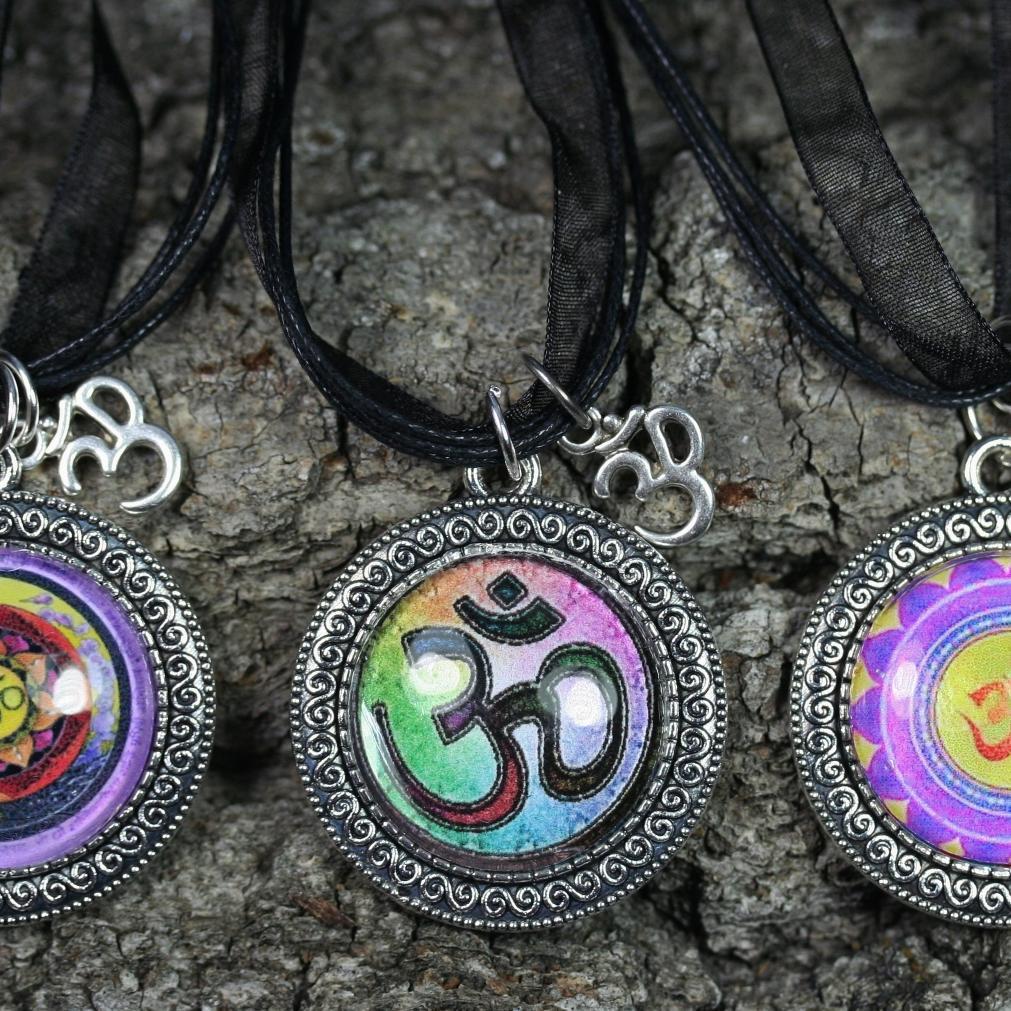 festivalreglass's profile picture. I am a #MusicFestival Vendor- Follow me 4 #ETSYshop Specials #Ocarinaoftime #LegendofZelda #Reggae #Namaste  #TieDye