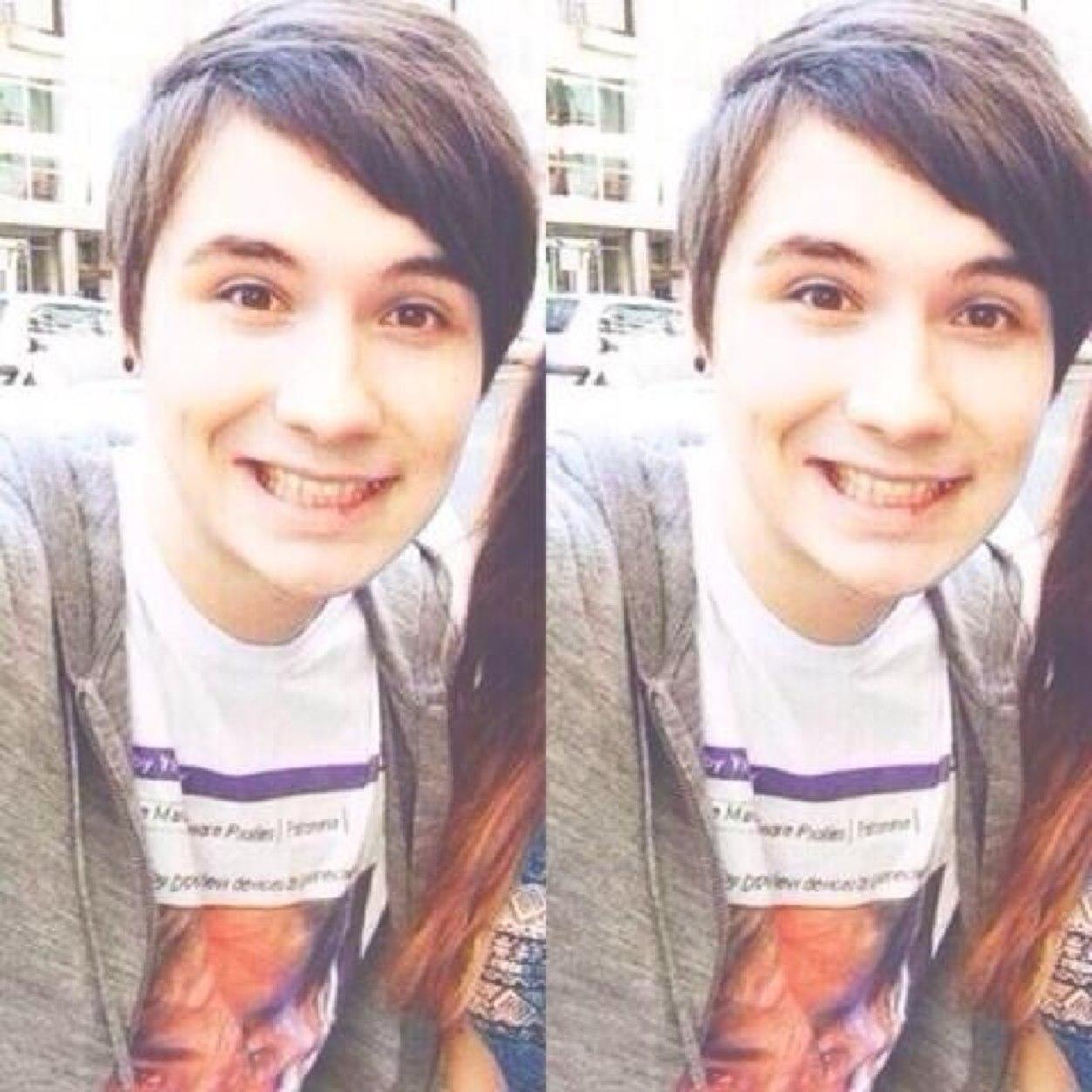 ✯Its a good thing to be strange, normalness, leads to sadness -Phil Lester✯ ❥Do whatever you have to do to be happy -Dan Howell❥