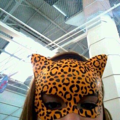 No samba ela gostou do rala-rala, me trocou pela garrafa, num aguentou e foi ralar.
