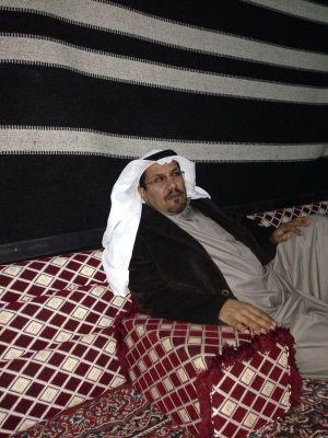 ‏‏لا تحسباً المجدا تمراً انت اكله :: لن تبلغ المجد حتى تلعق الصبر