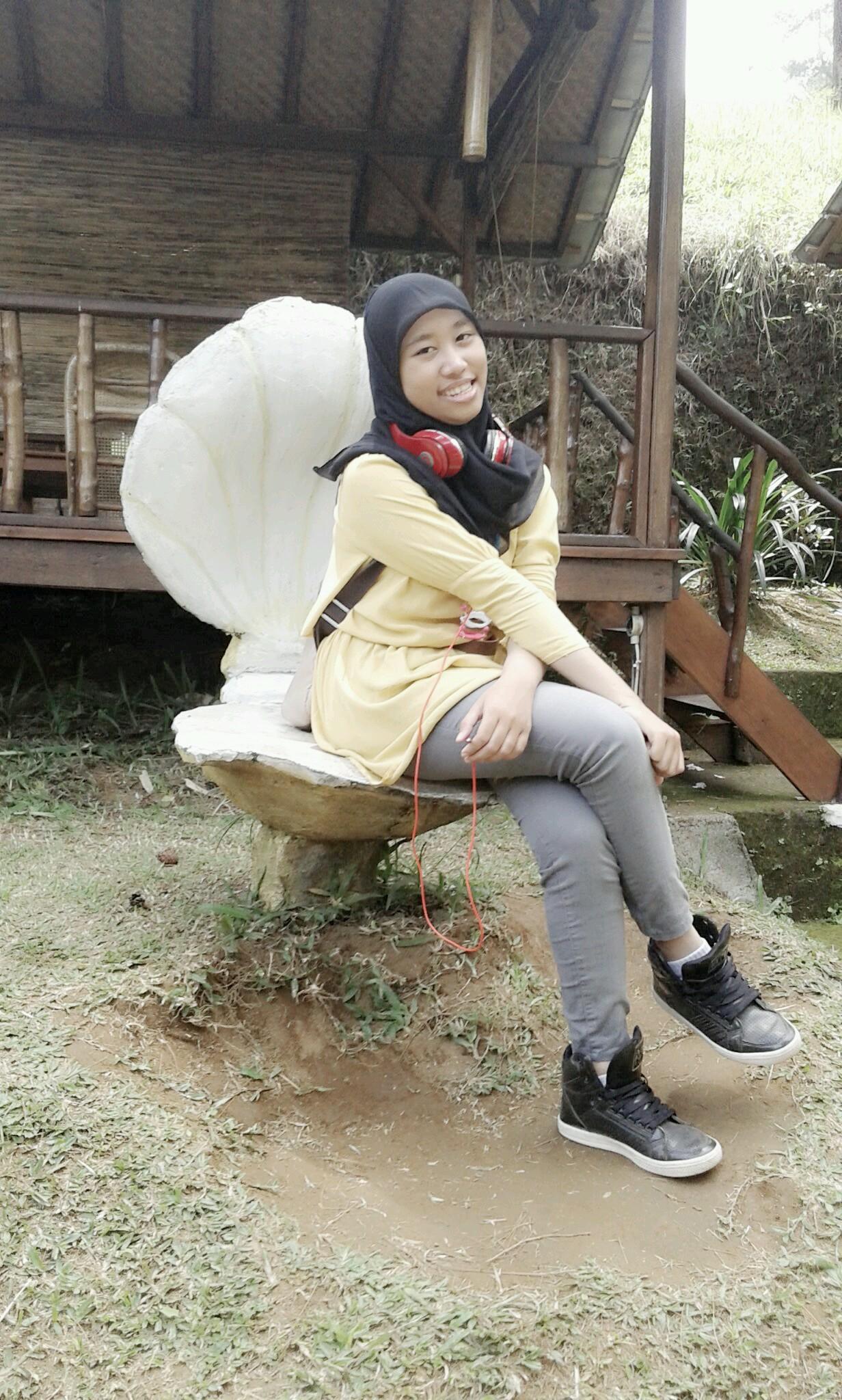 DesyOkSiwonest's profile picture. October, 17 1996 is my born | @SESATbigfams | Budi Luhur University, Jakarta Communication of Faculty | Wanna Be YourSelf | Han Eun Ah