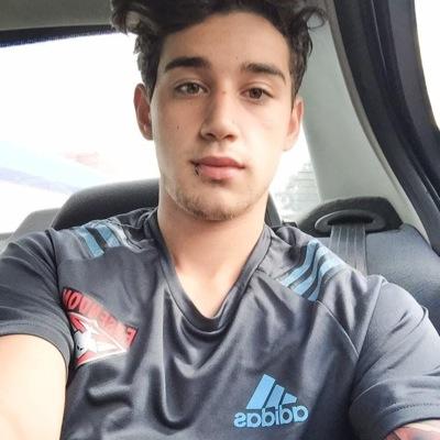 ❤Follow me in this account and follow you instantly/Sigueme en esta cuenta y te sigo instantaneamente--@LewksSelfies