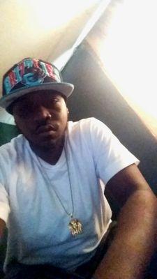 FloatKing7's profile picture. MG7