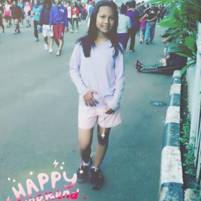 fitri lestari | 30,11,99 |•♥• SMPN 190 | •♥• ALLAH |•♥• indonesia | •♥• Voly |•♥• my family | •♥• sahabat | single