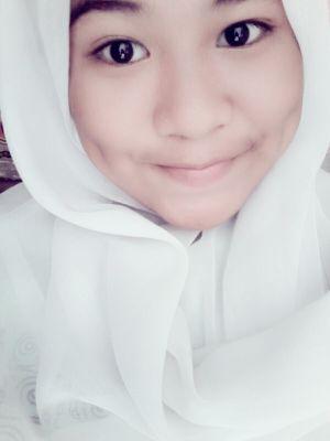 Adeyumi's profile picture. Zodiak=Capricorn(8 january 2003)