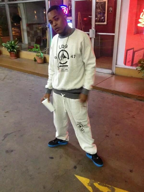 DeairioS's profile picture. self made nigga