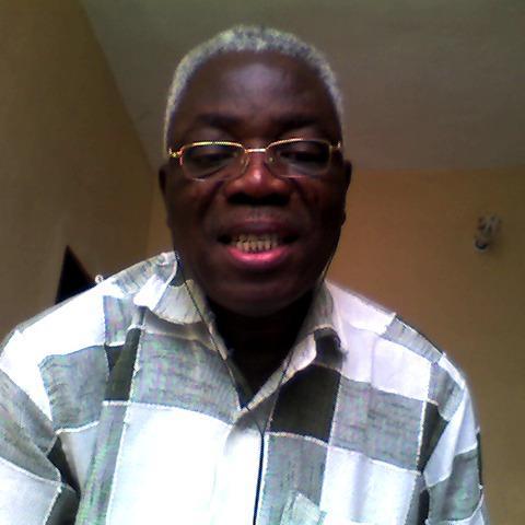 Simon M. SINGBO PDG de la société SING-ADE'S.