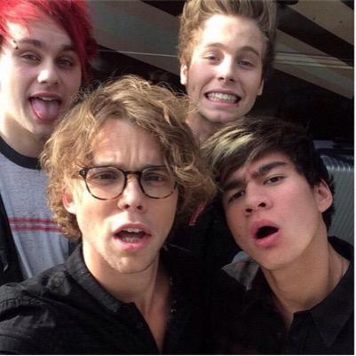 5sos imagines :) please do check out my imagines ☺️☺️
