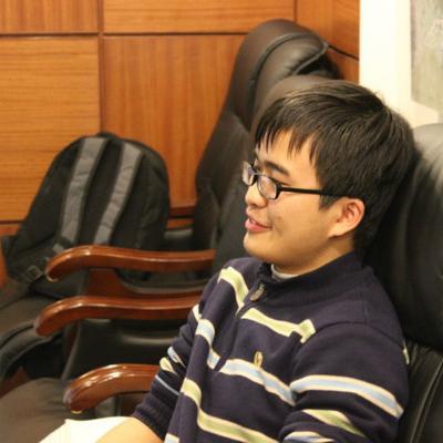 毋负今朝少年时，去管多少不平事。