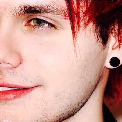 please follow @wildhemmo96