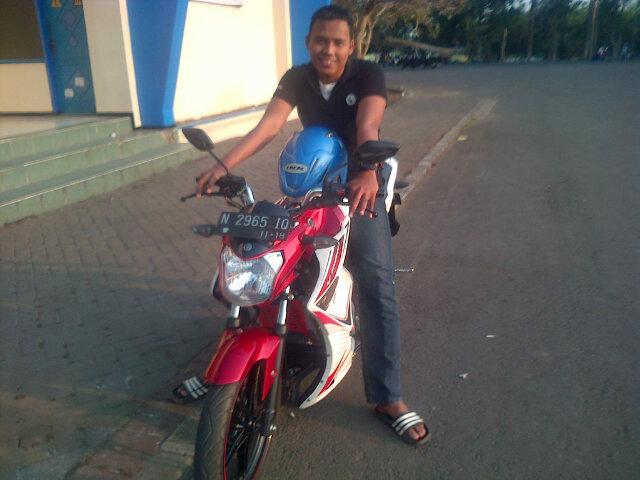 walidayan's profile picture. Add aq ya 29F6C3B4 wechat w_dayan