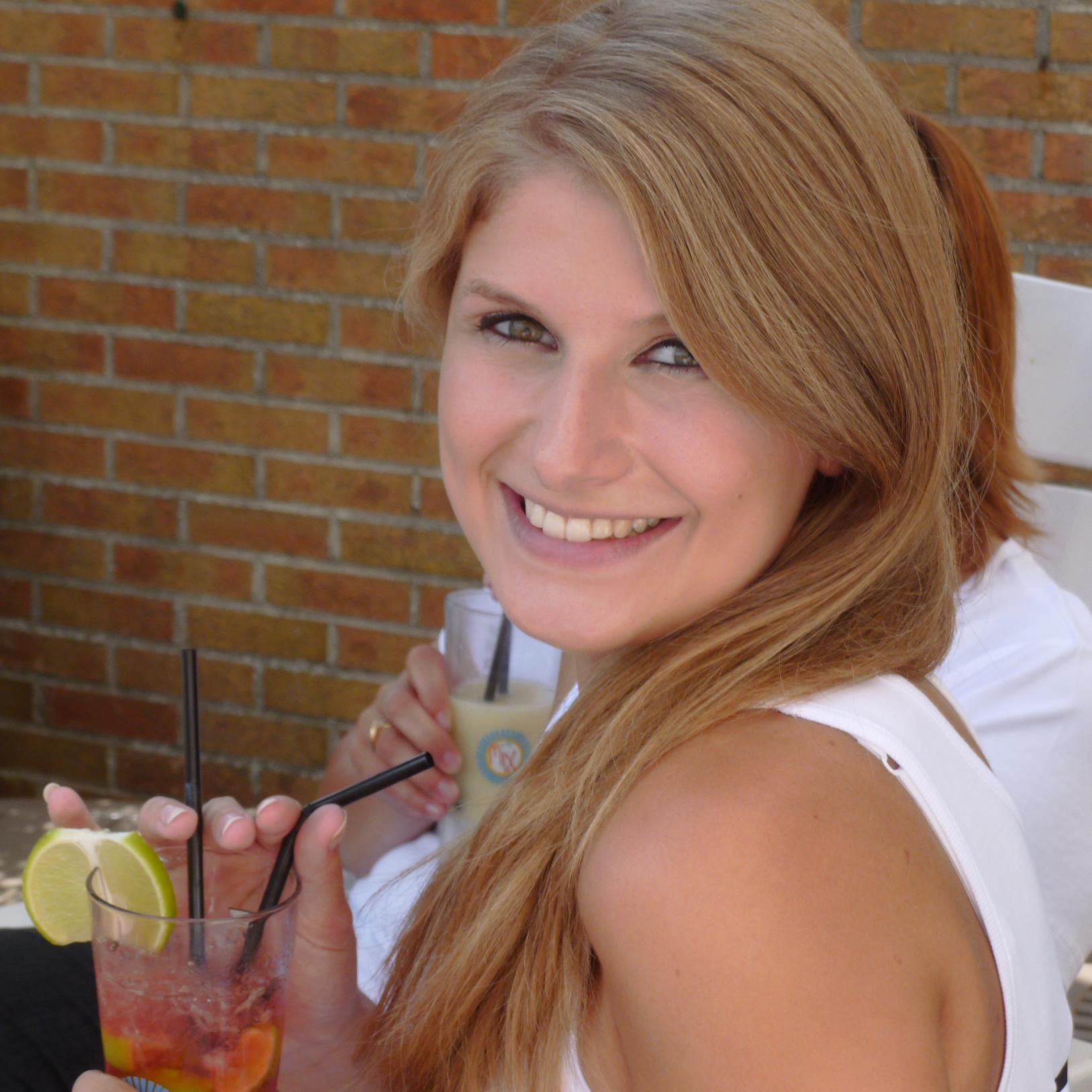 Part of the @CoScale team, #monitoring #microservices #containers #Docker - Avid reader. Cocktail enthusiast. Fun seeker. Food lover. Gamer girl. Music addict.